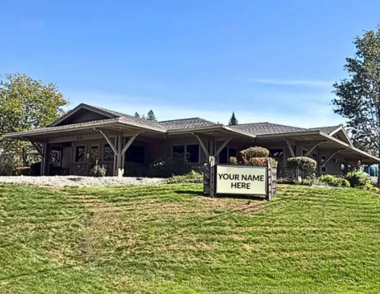 1038 Northwest Blvd